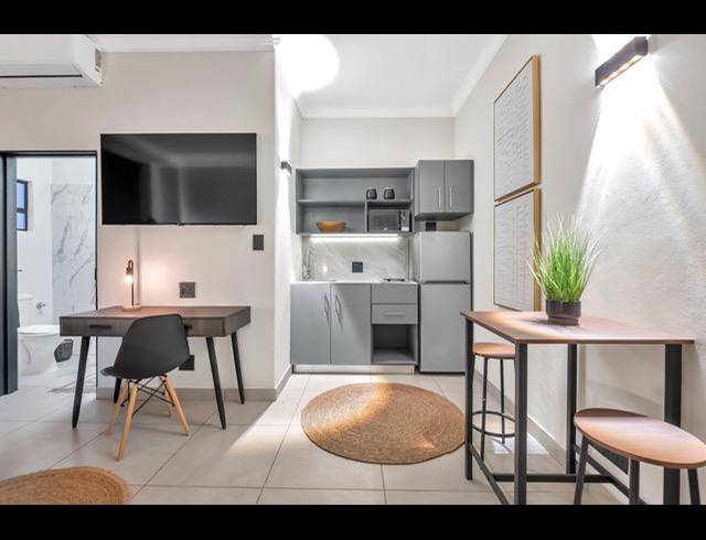 1 BEDROOM PROPERTY TO RENT IN WENDYWOOD